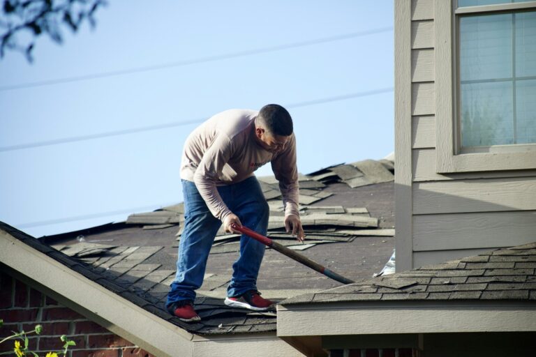 Read more about the article How to Get Your Roofing Business on Google Maps