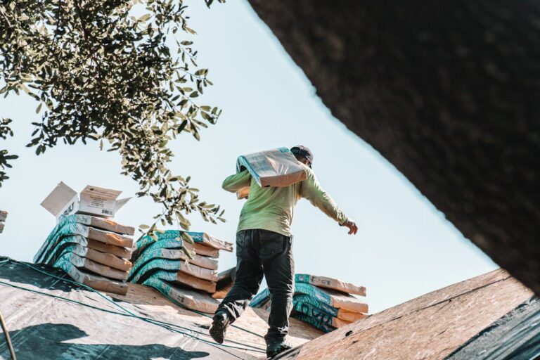 Read more about the article 10 Critical Roofing Website Mistakes That Cost You Jobs on Long Island
