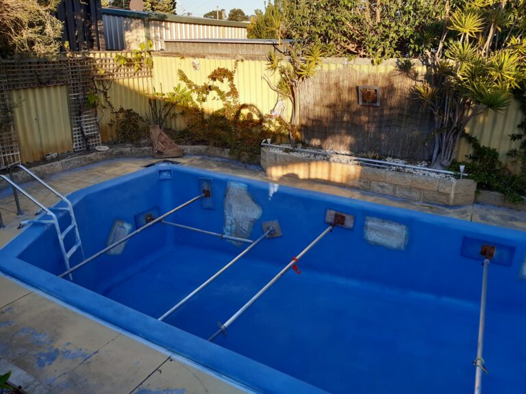 Read more about the article Why Pool Service Companies Without a Website Are Losing Customers in 2026